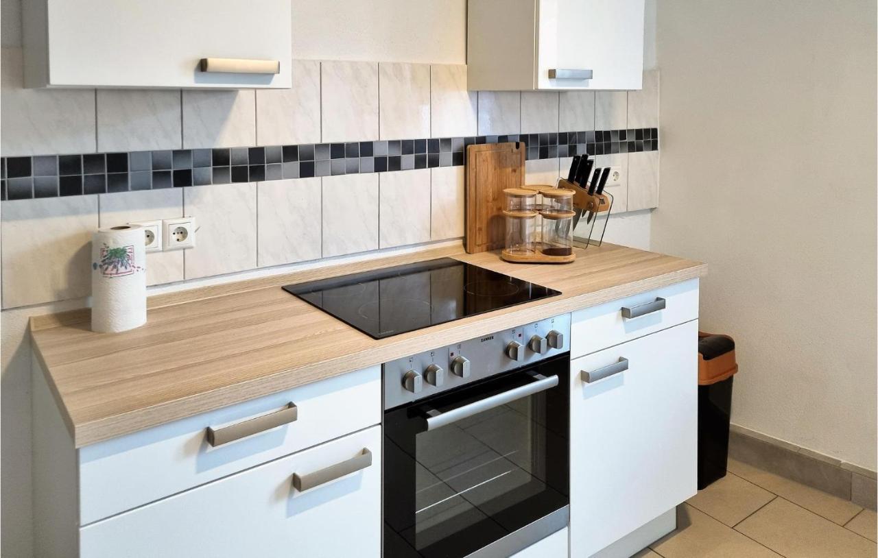 2 Bedroom Cozy Apartment In Kloetze Klotze Exterior foto