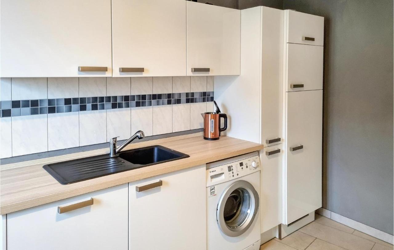 2 Bedroom Cozy Apartment In Kloetze Klotze Exterior foto